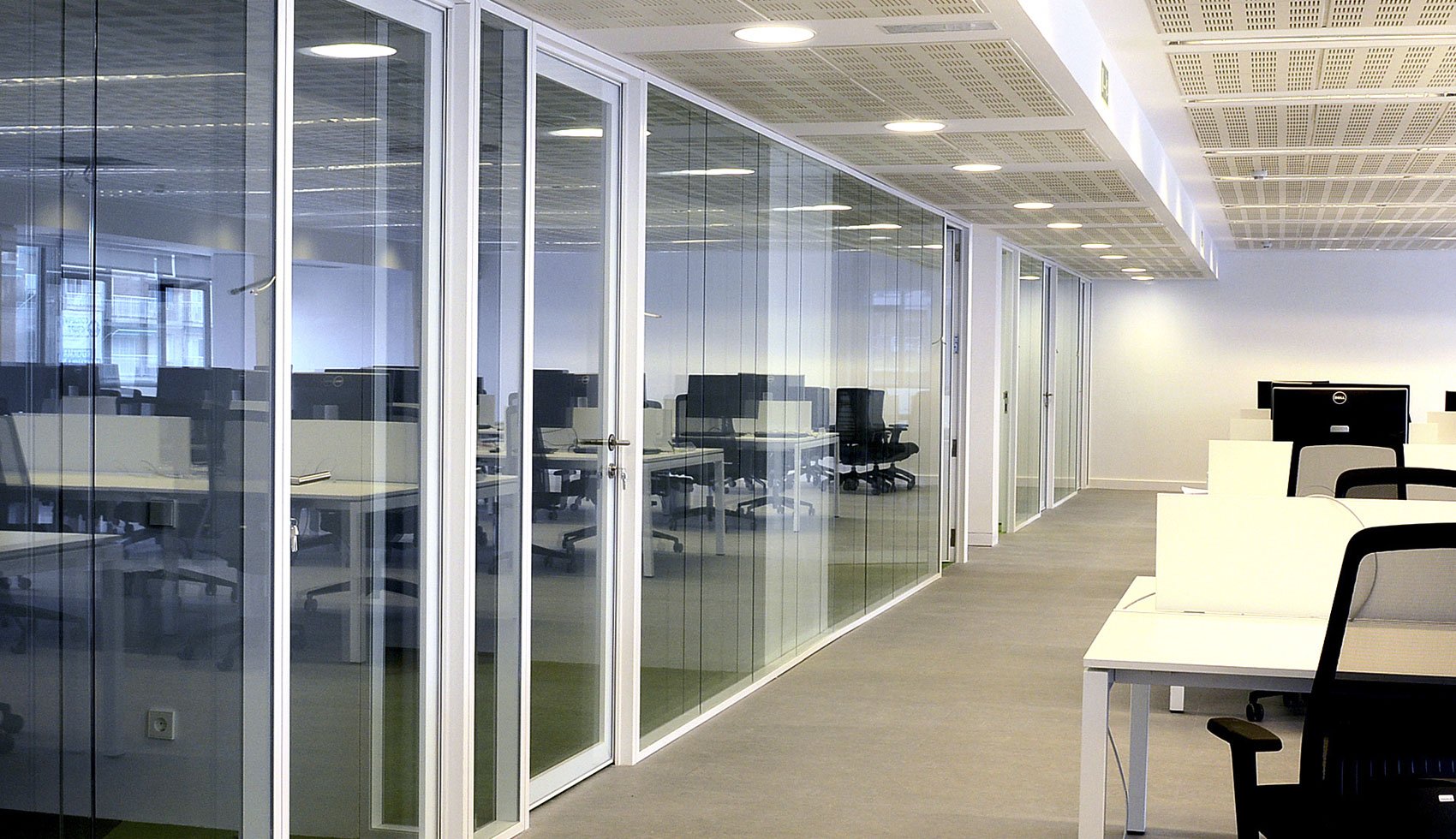 Mampara aislamiento acústico